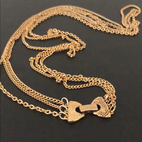 VINTAGE GOLD TONE THREE TIER CHAIN NECKLACE - Picture 10 of 11